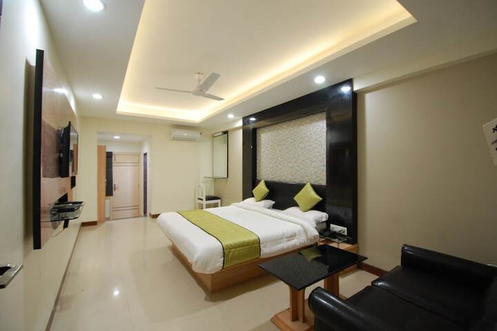 Room 7 of 20