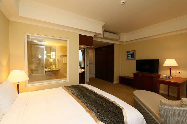 Room 20 of 56