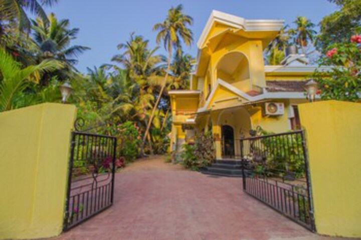 OYO 12541 Home Stylish 2BHK Betalbatim