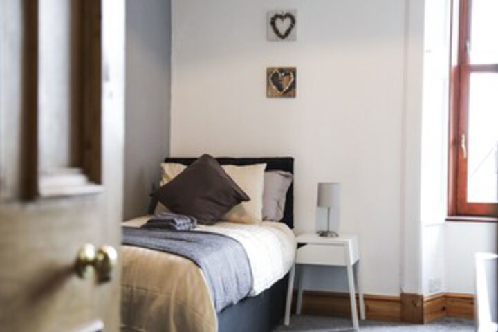 Room 15 of 24