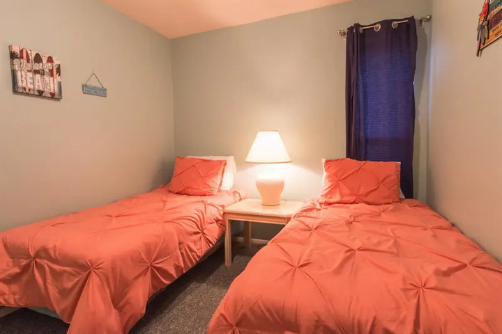 Room 3 of 12