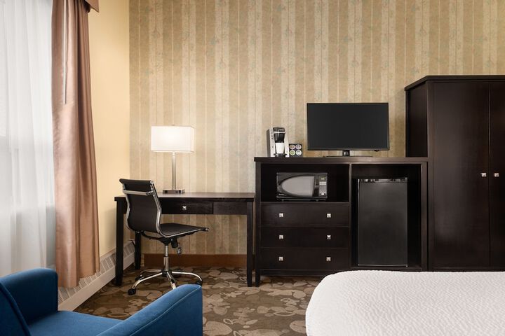 Room 8 of 20