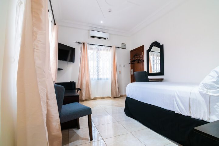 Room 7 of 45