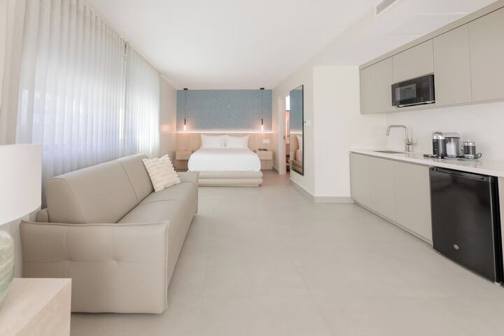 Room 19 of 59