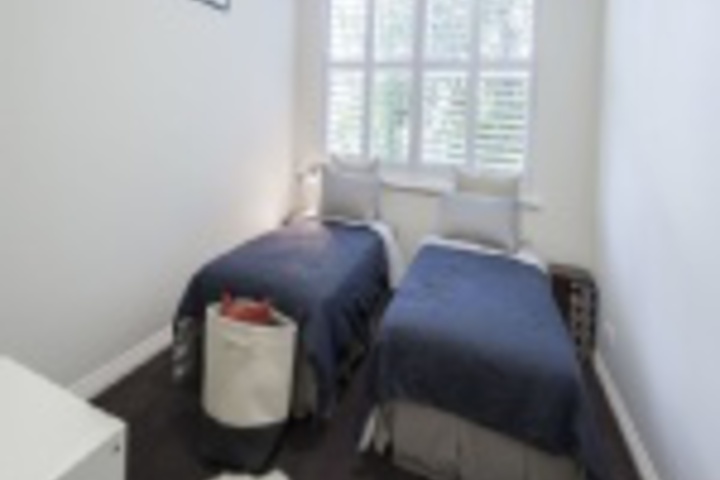 Room 181 of 192