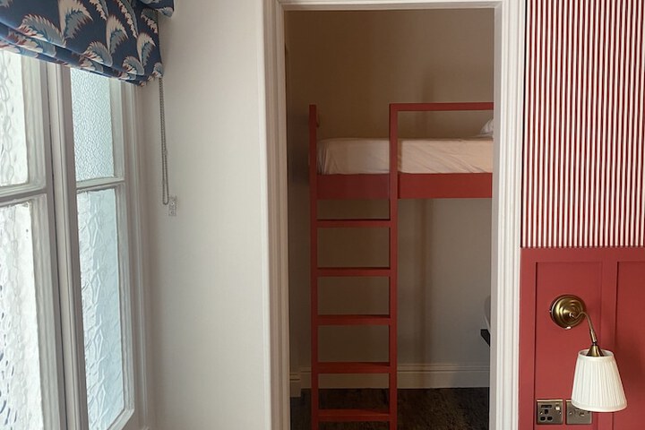 Room 11 of 78