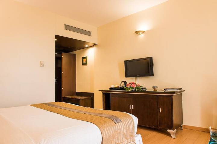 Room 14 of 52
