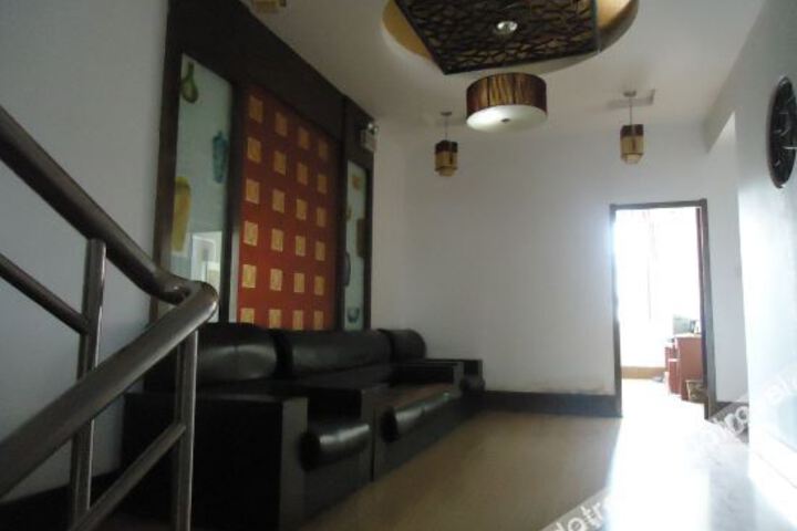 Hotel Interior 11 of 38
