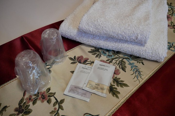 Room 8 of 21