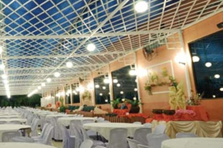 Dining Photos