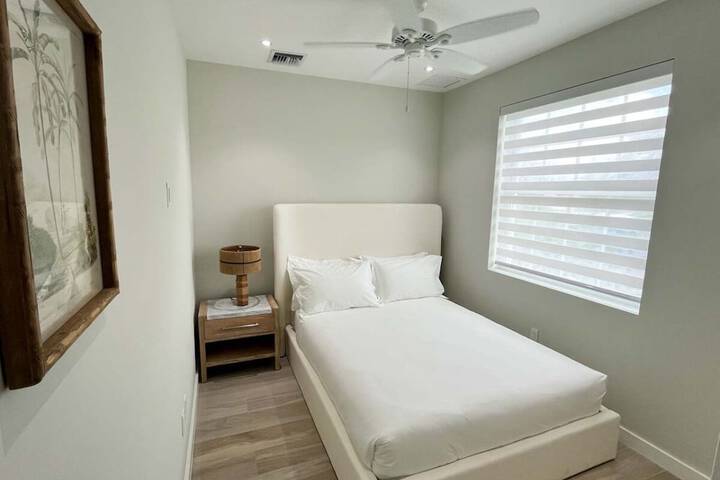Room 63 of 172