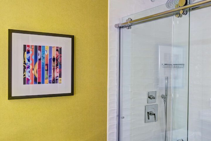 Bathroom shower