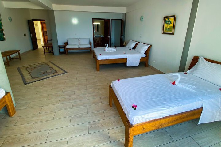 Room 19 of 76