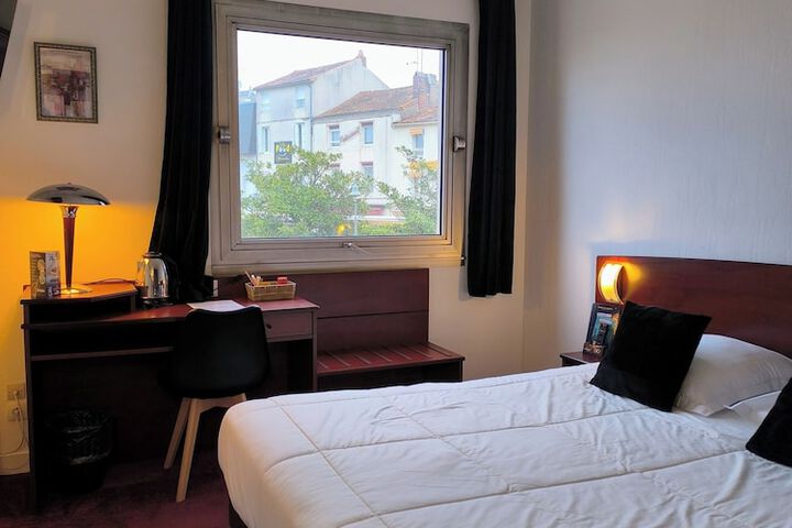 Room 43 of 113