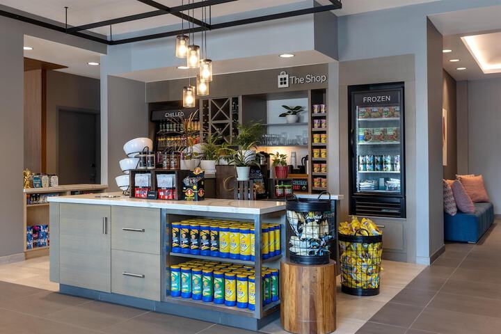 Snack bar