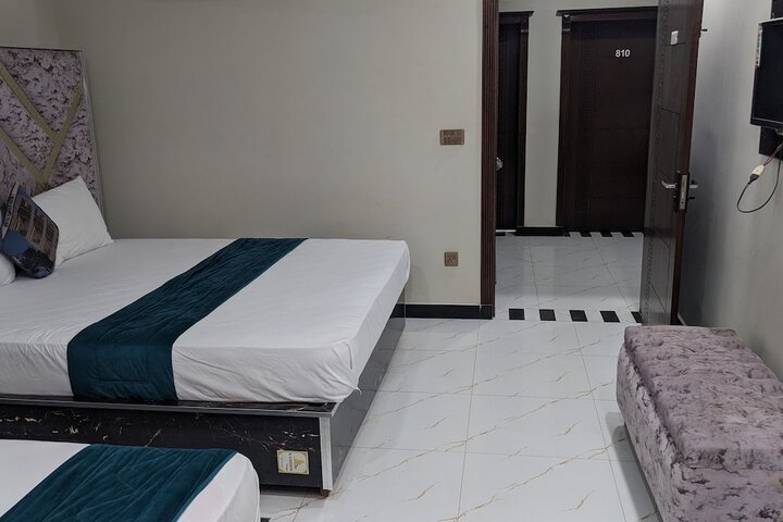 Room 20 of 36