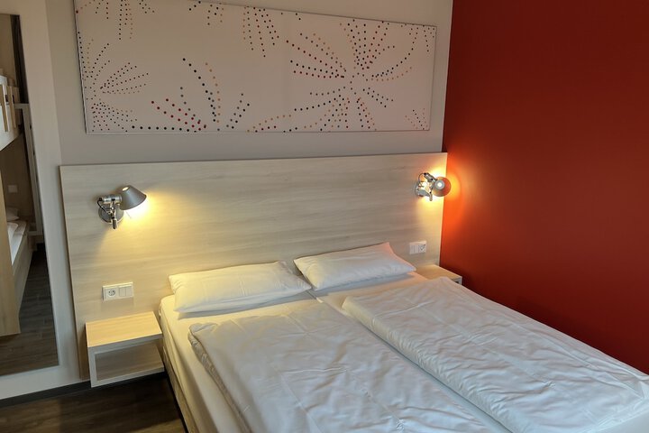 Room 5 of 23
