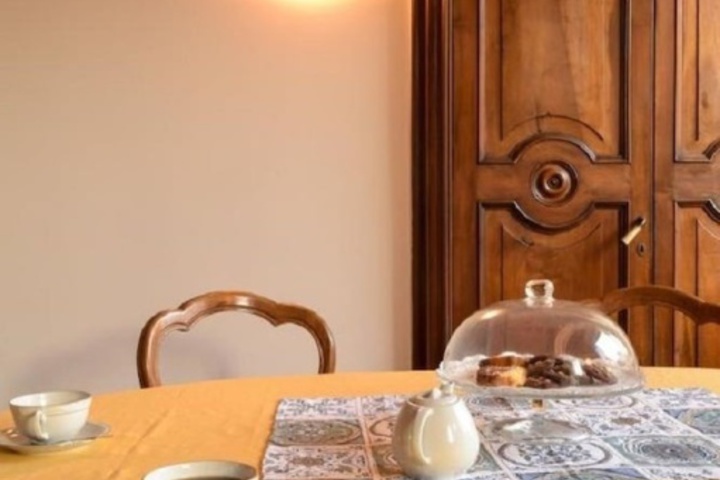 Dining 19 of 19