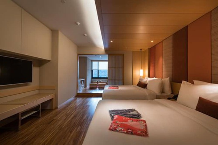 Room 7 of 51