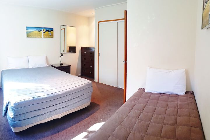 Room 28 of 110