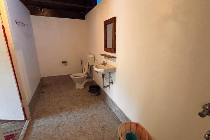 Room 40 of 60