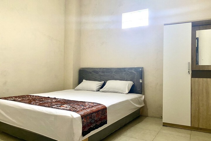 Room 18 of 24