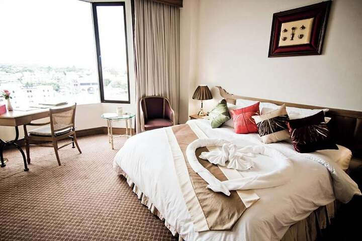 Room 19 of 79