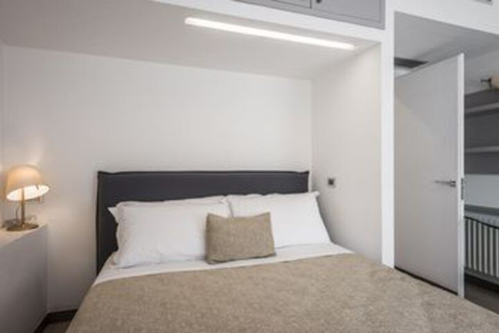 Room 22 of 47