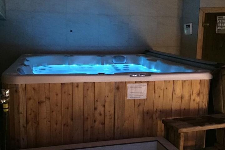 Spa 38 of 48
