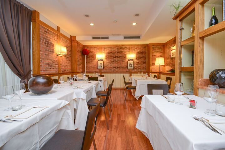 Dining 205 of 233