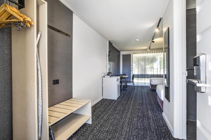 Room 7 of 47