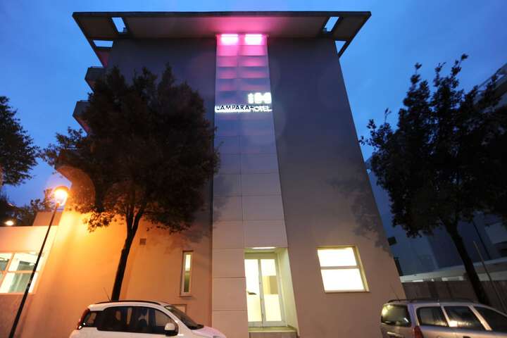 Hotel 75 of 85