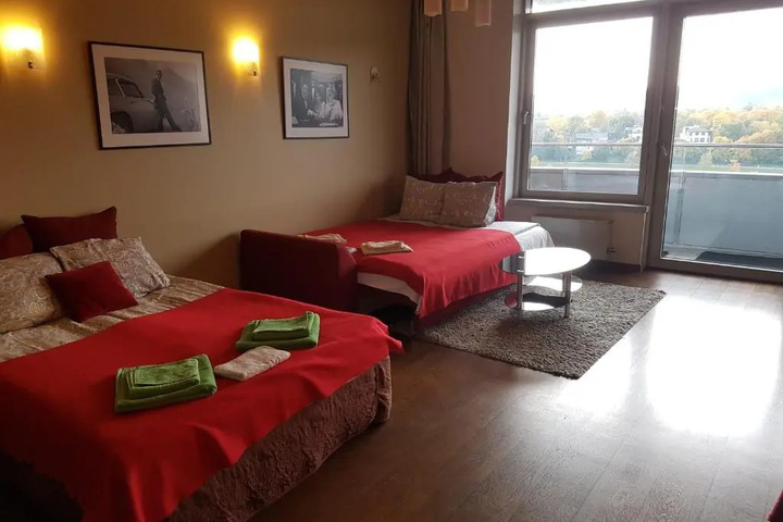 Room 2 of 12