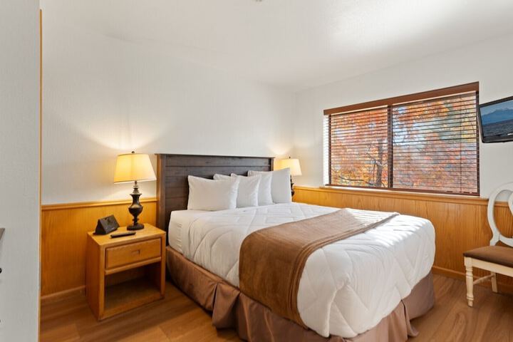 Room 21 of 298