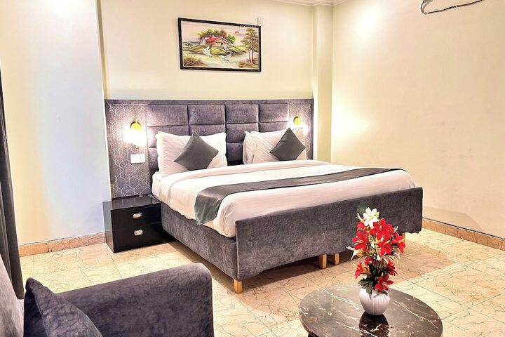 Room 14 of 21