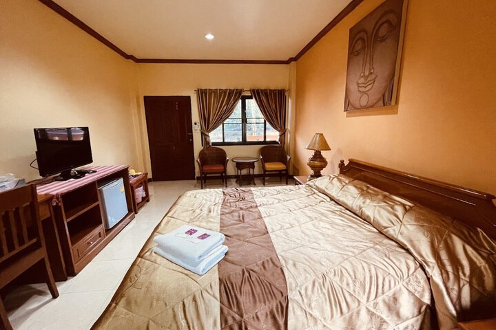 Room 3 of 19