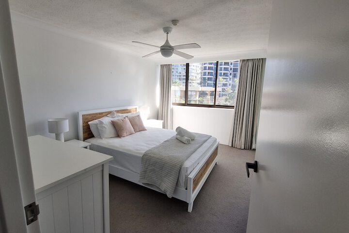 Room 25 of 134