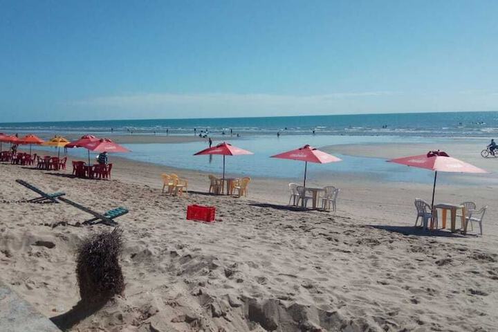 Beach 22 of 25