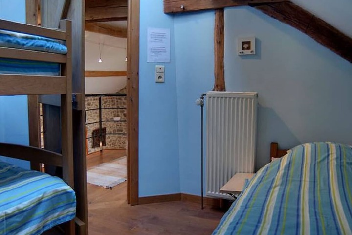 Room 5 of 27