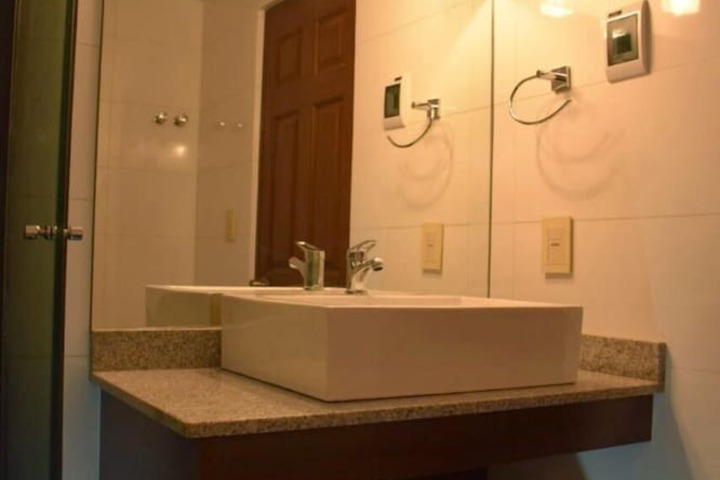 Room 12 of 12