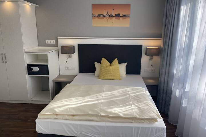 Room 8 of 78
