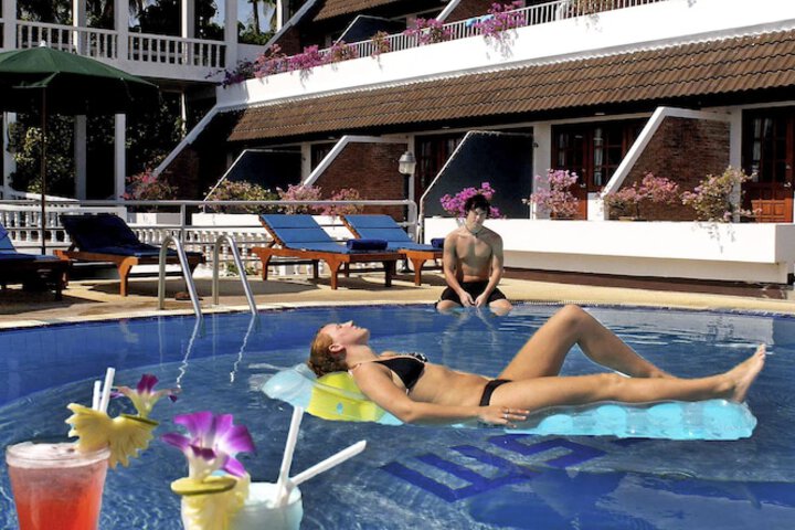 Pool 76 of 118