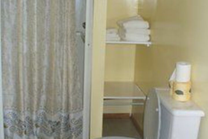 Room 14 of 134