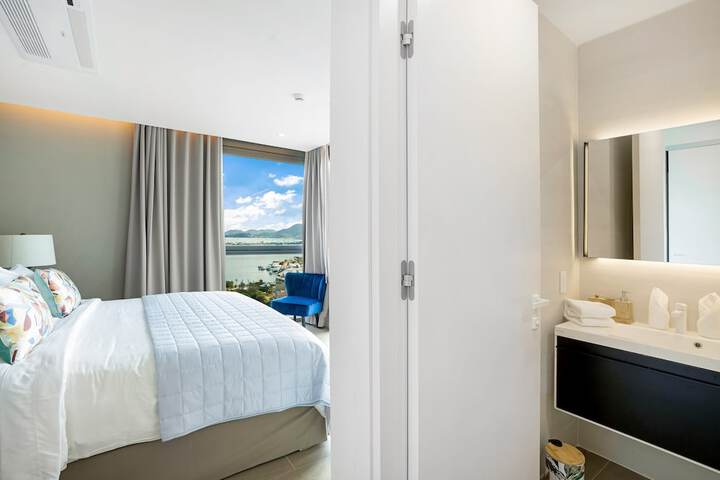 Room 47 of 1000