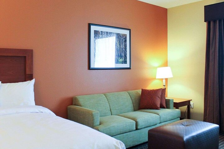 Room 10 of 84