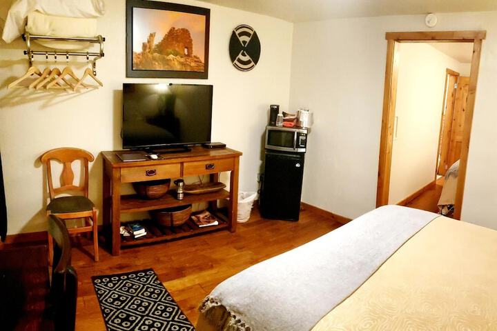 Room 10 of 87