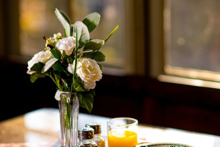 Breakfast/Coffee Service 28 of 39