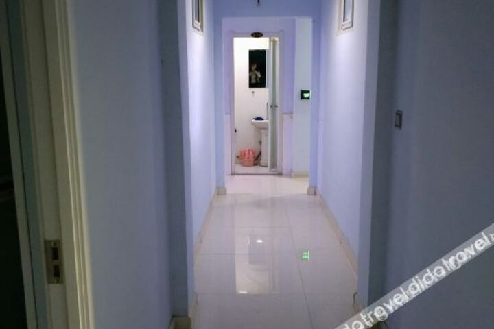 Hotel Interior 4 of 18