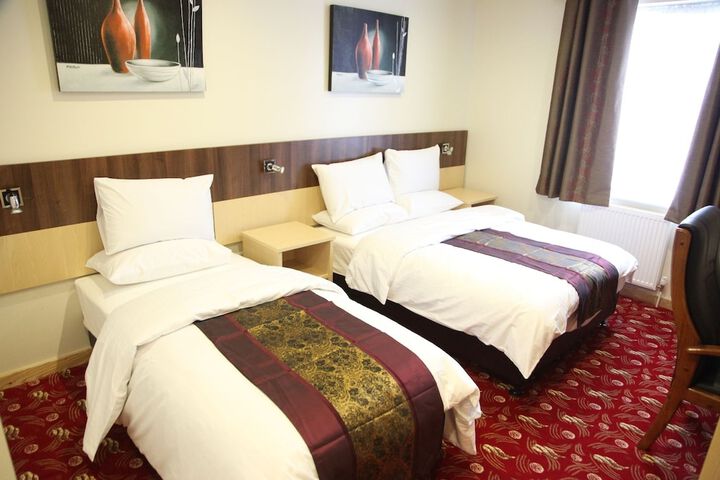Room 5 of 47