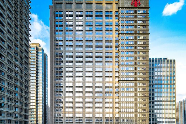 Exterior of Harbour Plaza Metropolitan Shanghai